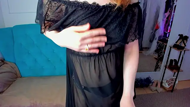 Snapshot of Liza__Evans chatting on 11, 5, 2026 Liza Evans online show from 11, 5, 2026