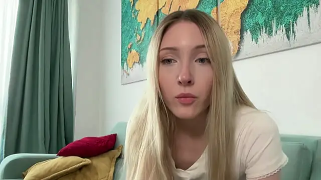 Kattie Petite online show from 22, 5, 2026