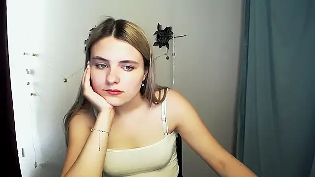  shy sabrina   online show from 13, 5, 2026