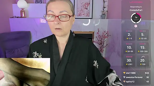 Alexandra Kind online show from 24, 6, 2026