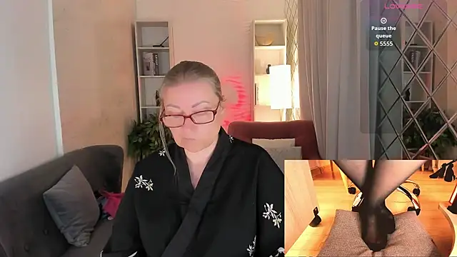 Alexandra Kind online show from 12, 7, 2026