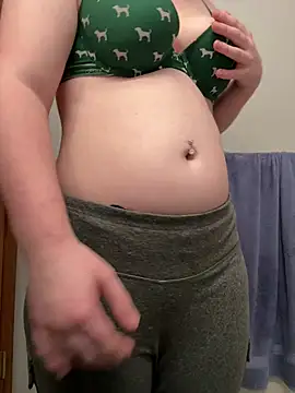 Snapshot of caramel_frappe_2026 chatting on 15, 4, 2026 caramel frappe 2026 online show from 15, 4, 2026