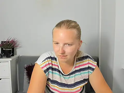 RoseTeacherX online show from 30, 7, 2026