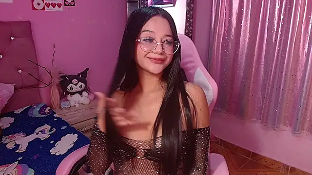 Alannaa moore7 online show from 30, 4, 2026