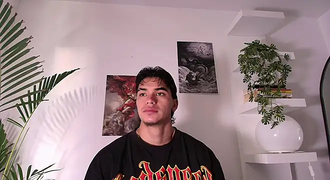 Snapshot of andyypalmer_ chatting on 7, 5, 2026 andyypalmer online show from 7, 5, 2026
