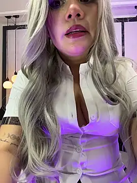 Snapshot of sophia_blade_ chatting on 16, 4, 2026 sophia blade online show from 16, 4, 2026