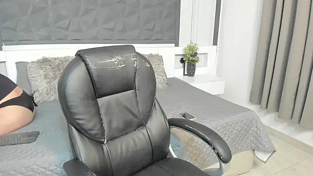 Snapshot of sophia_blade_ chatting on 10, 5, 2026 sophia blade online show from 10, 5, 2026
