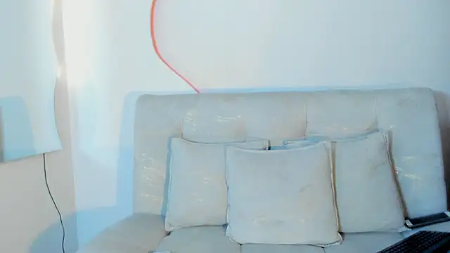 Aohomlester  online show from 28, 5, 2026