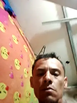 Snapshot of Wars10 chatting on 15, 4, 2026 Wars10 online show from 15, 4, 2026