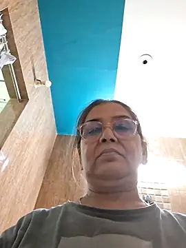 Snapshot of Shalini3456 chatting on 26, 4, 2026 Shalini3456 online show from 26, 4, 2026