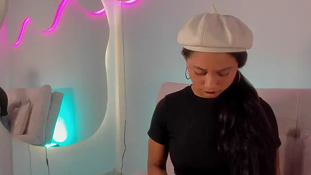 VenusBlazzer online show from 23, 5, 2026