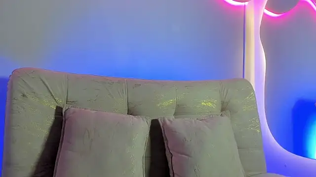 VenusBlazzer online show from 7, 6, 2026