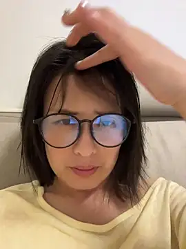 Snapshot of Faye-baby chatting on 19, 5, 2026 Faye-baby online show from 19, 5, 2026