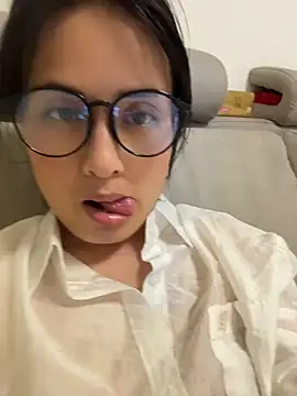 Snapshot of Faye-baby chatting on 21, 5, 2026 Faye-baby online show from 21, 5, 2026