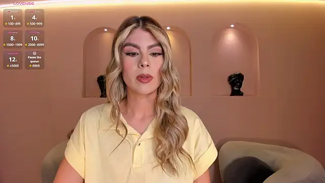 MiaSilvaX online show from 10, 7, 2026