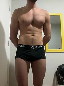 Snapshot of brazilianboy48 chatting on 15, 4, 2026 brazilianboy48 online show from 15, 4, 2026