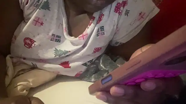 EbonyTheBrattt online show from 21, 4, 2026