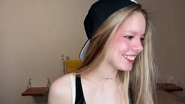 Catrinee online show from 10, 5, 2026