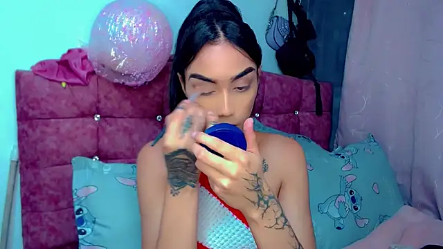Snapshot of Darianna_A chatting on 9, 7, 2026 Darianna A online show from 9, 7, 2026
