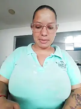 DivaCaliente1 online show from 10, 5, 2026
