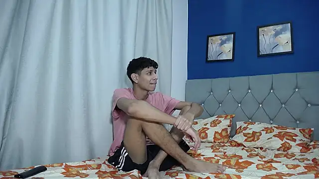 Thiago And Gael online show from 7, 6, 2026
