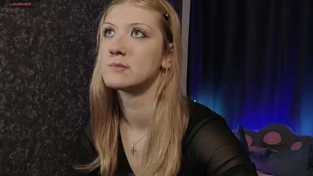 Snapshot of Lina_Wi chatting on 26, 5, 2026 Lina Wi online show from 26, 5, 2026