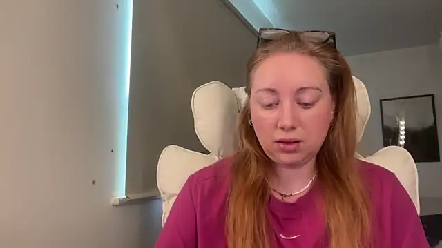 arielsweetieee online show from 14, 5, 2026