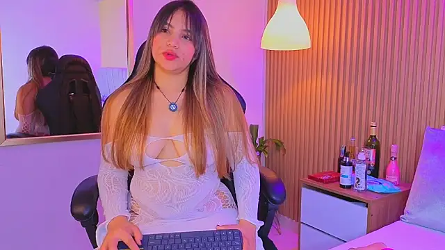 babyzahara online show from 12, 5, 2026