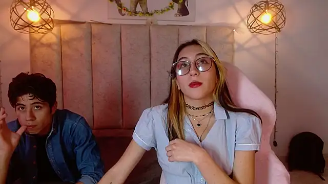 mrandmrsvixencs online show from 31, 5, 2026