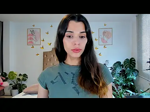 bella grego online show from 24, 4, 2026