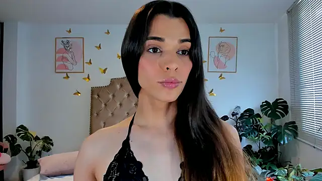 Snapshot of bella_grego chatting on 24, 6, 2026 bella grego online show from 24, 6, 2026