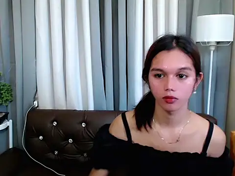 Snapshot of marie_castro chatting on 18, 5, 2026 marie castro online show from 18, 5, 2026