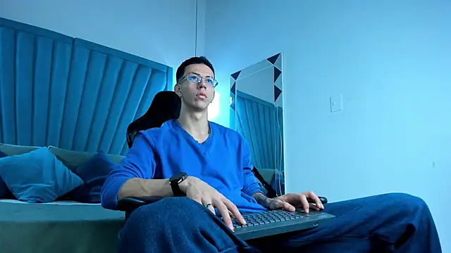 OliverThompsonJS online show from 18, 6, 2026