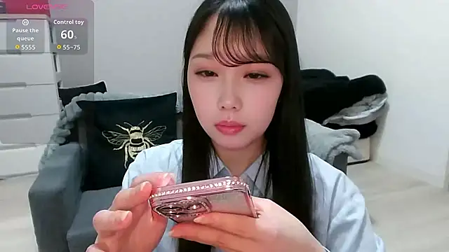 Minamina2 online show from 24, 4, 2026