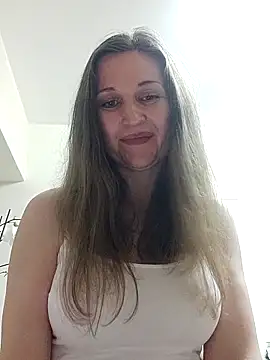 irresistibelle online show from 21, 4, 2026