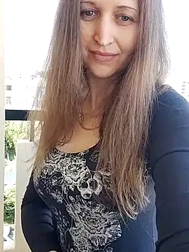 Snapshot of irresistibelle chatting on 29, 4, 2026 irresistibelle online show from 29, 4, 2026