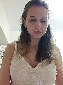 Snapshot of irresistibelle chatting on 3, 5, 2026 irresistibelle online show from 3, 5, 2026