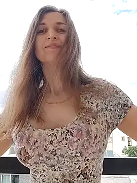 Snapshot of irresistibelle chatting on 5, 5, 2026 irresistibelle online show from 5, 5, 2026