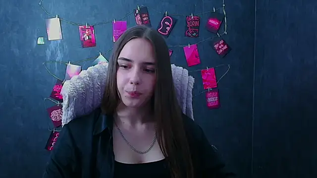 Snapshot of Kyara_ra chatting on 21, 5, 2026 Kyara ra online show from 21, 5, 2026