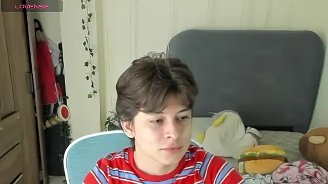 Snapshot of Felixzyn chatting on 13, 6, 2026 Felixzyn online show from 13, 6, 2026