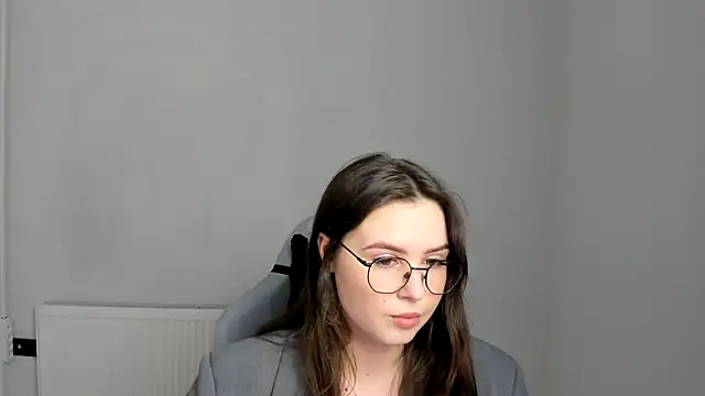 Regina cute  online show from 13, 5, 2026