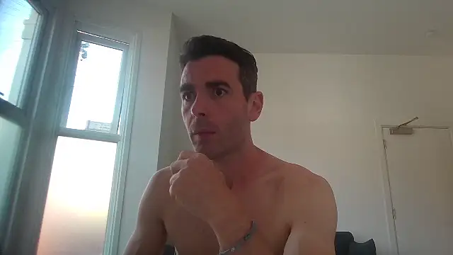Snapshot of frenchbdmaninlondon chatting on 5, 7, 2026 frenchbdmaninlondon online show from 5, 7, 2026