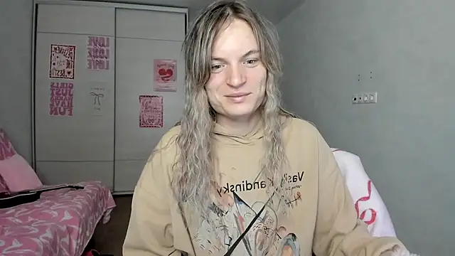 milliKira006 online show from 8, 5, 2026