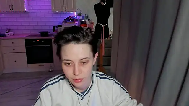 EVAARUS online show from 18, 4, 2026