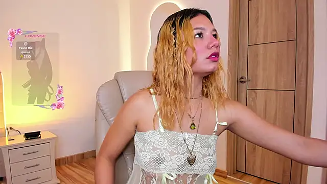 Evaluna  adams online show from 20, 4, 2026