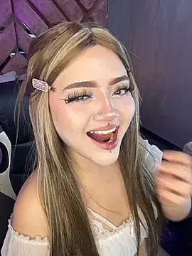 Snapshot of lya_nekko_ chatting on 21, 7, 2026 lya nekko online show from 21, 7, 2026