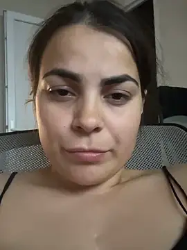 Snapshot of KateXFlower chatting on 6, 5, 2026 KateXFlower online show from 6, 5, 2026