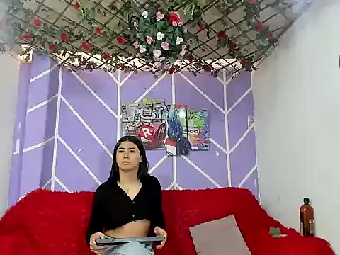 DAHNE HOT  online show from 21, 7, 2026