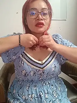 Snapshot of Amaranta-Luque chatting on 16, 5, 2026 Amaranta-Luque online show from 16, 5, 2026
