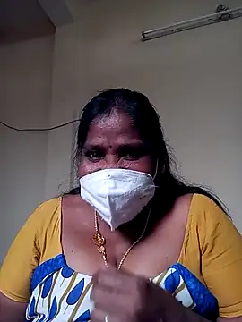 Snapshot of swetha10 chatting on 18, 7, 2026 swetha10 online show from 18, 7, 2026